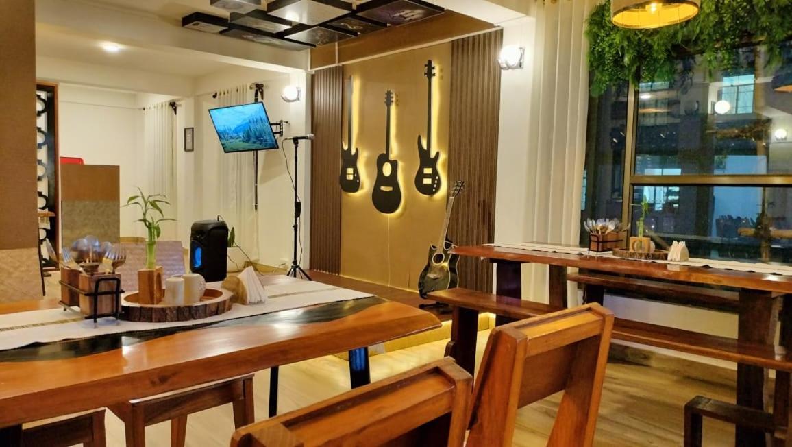 Aroma Inn Shillong Dış mekan fotoğraf