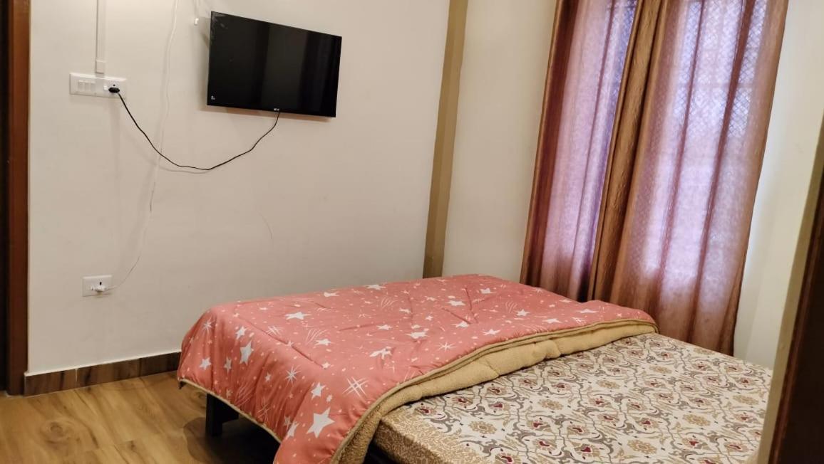 Aroma Inn Shillong Dış mekan fotoğraf