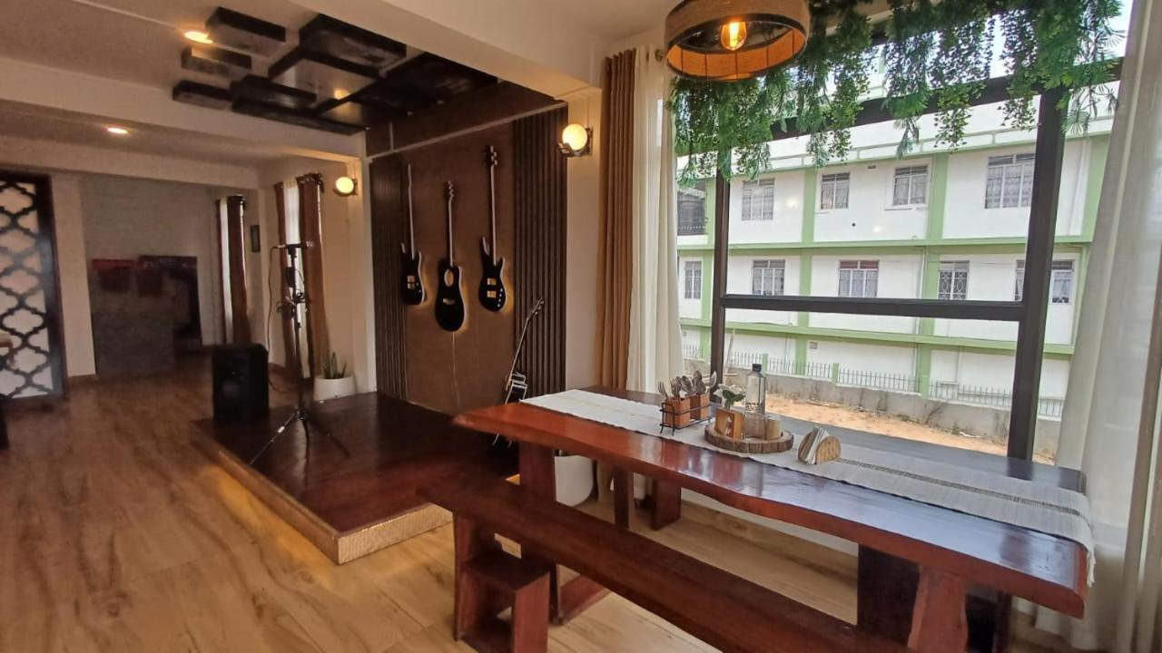 Aroma Inn Shillong Dış mekan fotoğraf