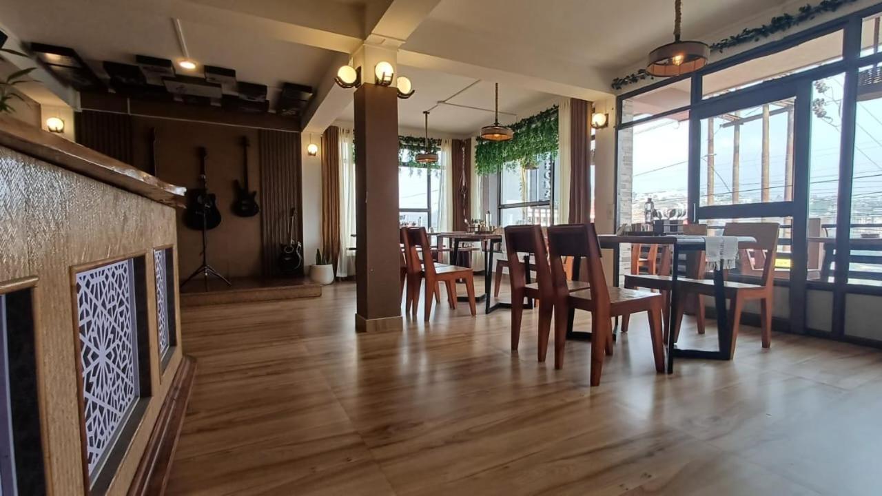 Aroma Inn Shillong Dış mekan fotoğraf