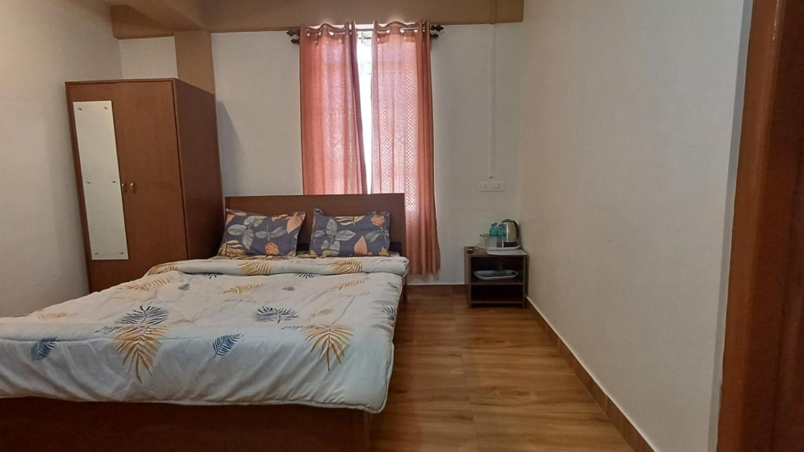 Aroma Inn Shillong Dış mekan fotoğraf